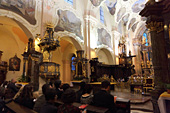ストラホフ修道院で合唱